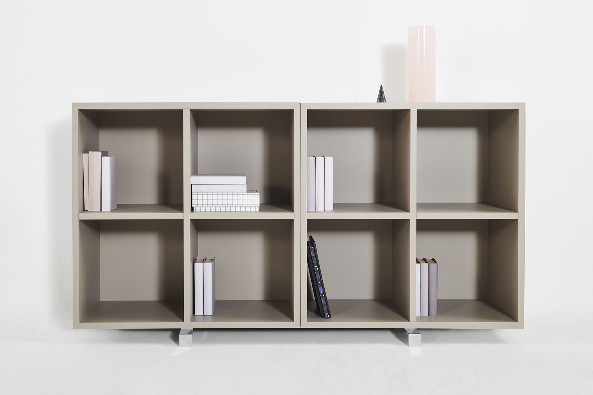 libreria bassa di design per l'ufficio