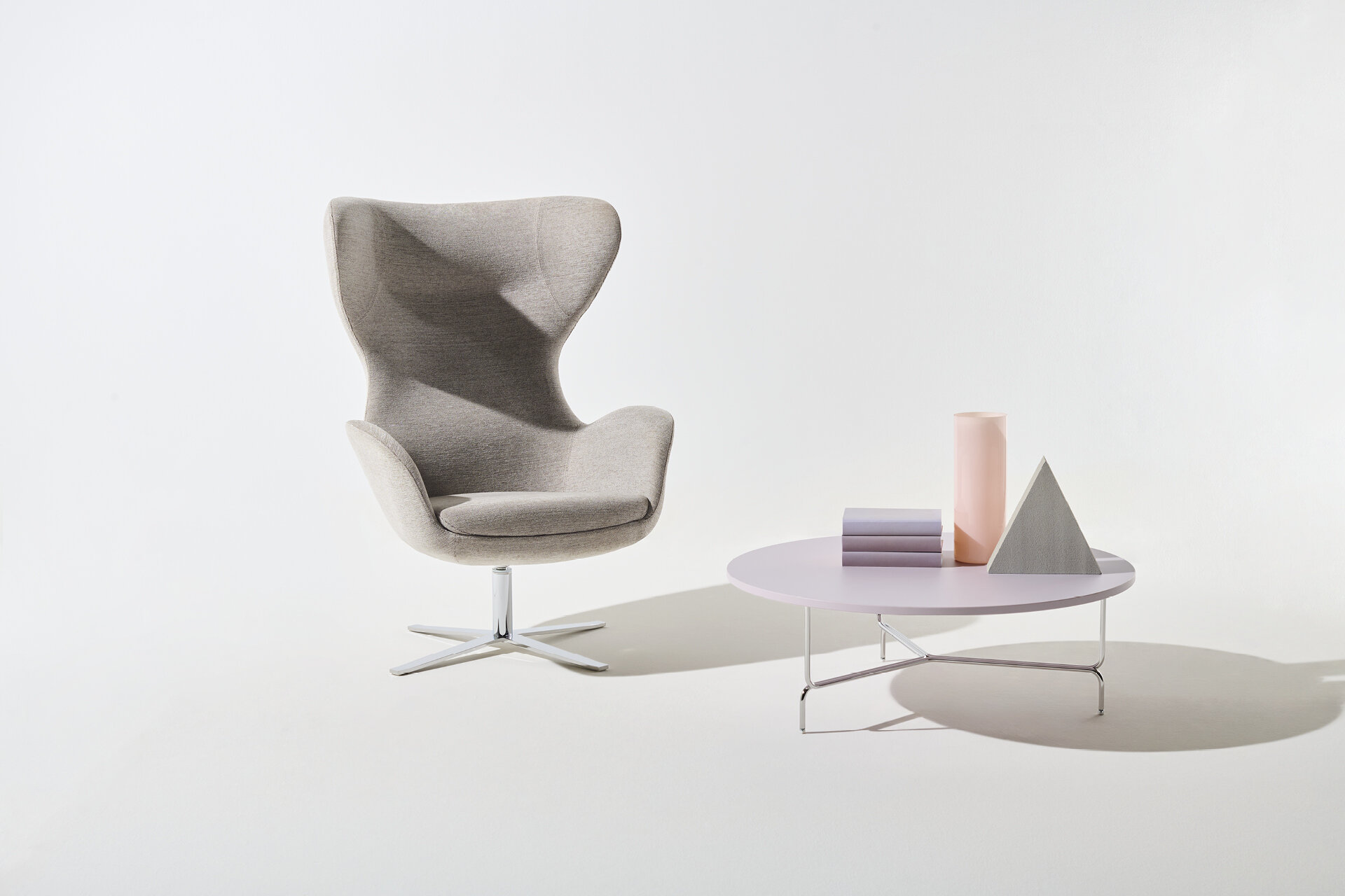 sedia comoda di design per area lounge