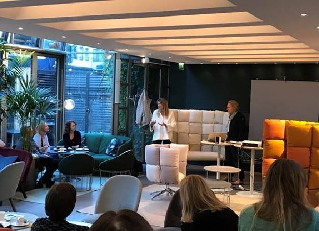 Undecided Collection at Fioraio Bianchi Caffè - Milano0001 Undecided Collection at Fioraio Bianchi Caffè - Milano0001