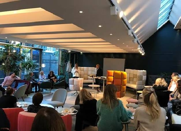 Undecided Collection at Fioraio Bianchi Caffè - Milano0002 Undecided Collection at Fioraio Bianchi Caffè - Milano0002